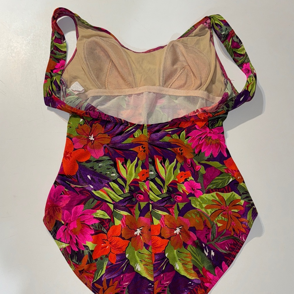 VintageTropical Floral Women's Sunbird  One Piece Swimsuit Made in the USA‎ - Picture 4 of 6